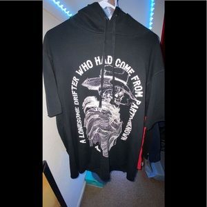 X-LARGE Mens True Religion short sleeve hoodie